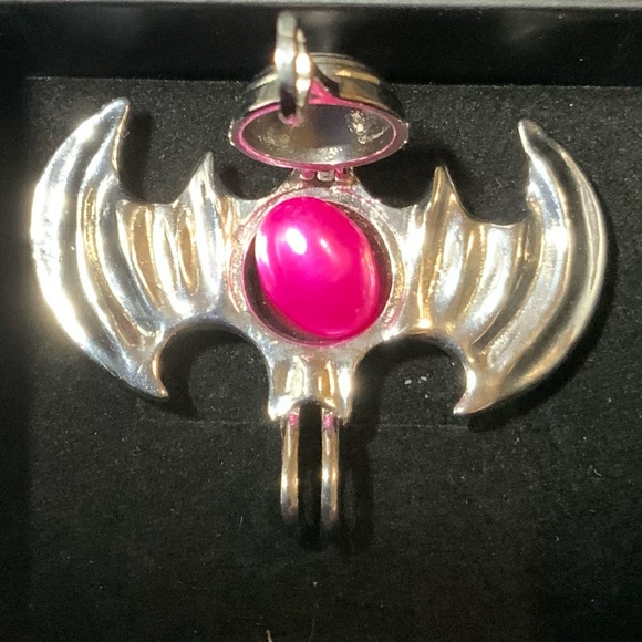 Jewelry - Bat Pearl cage